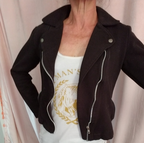 Jacket - Picture 2 of 4